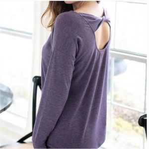 Grace & Lace twist back pullover